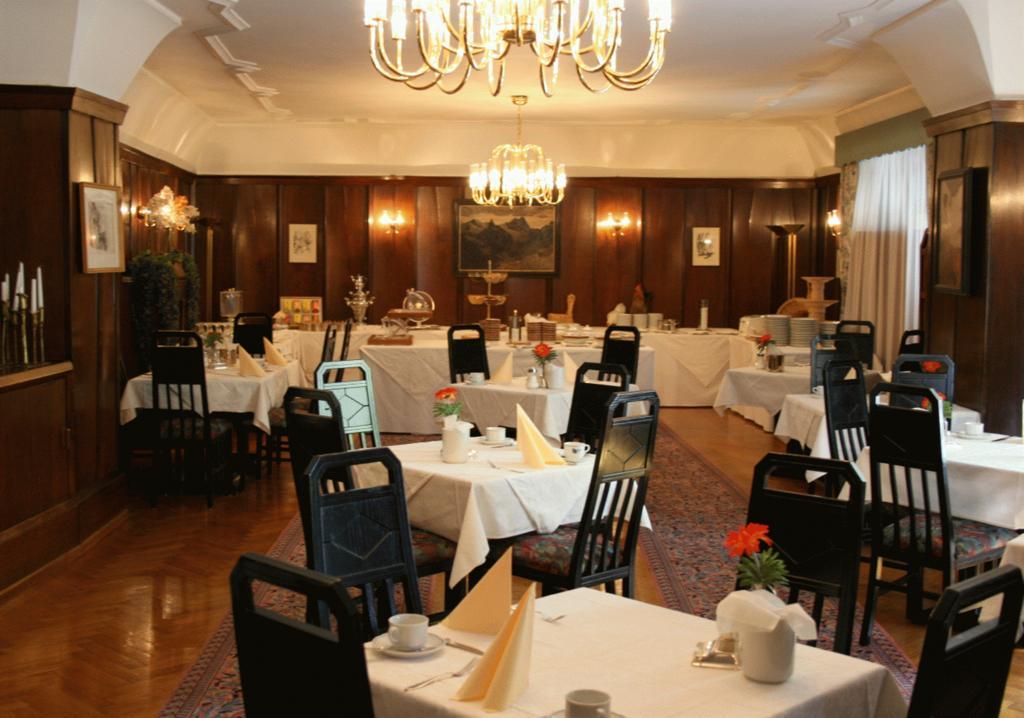 Schlosshotel Post Edelfreisitz Sprengenstein Imst Eksteriør billede